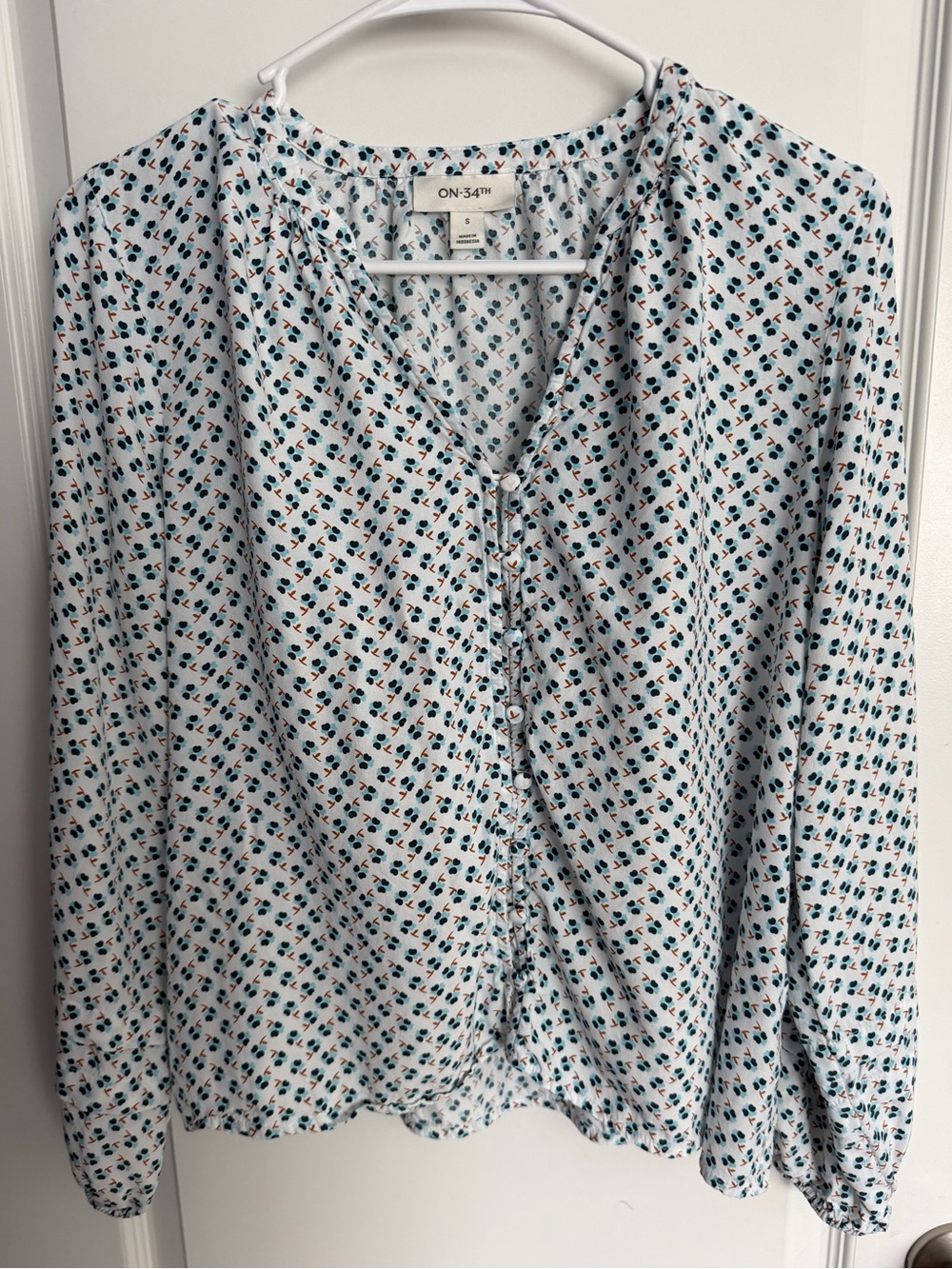 On 34th Long Sleeve Blouse Ditsy Navy Blue Floral Fabric Covered Buttons Size S